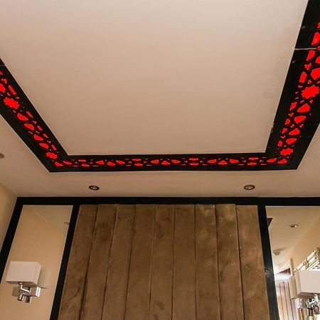 Aphrodite Suites Huddersfield Exterior foto