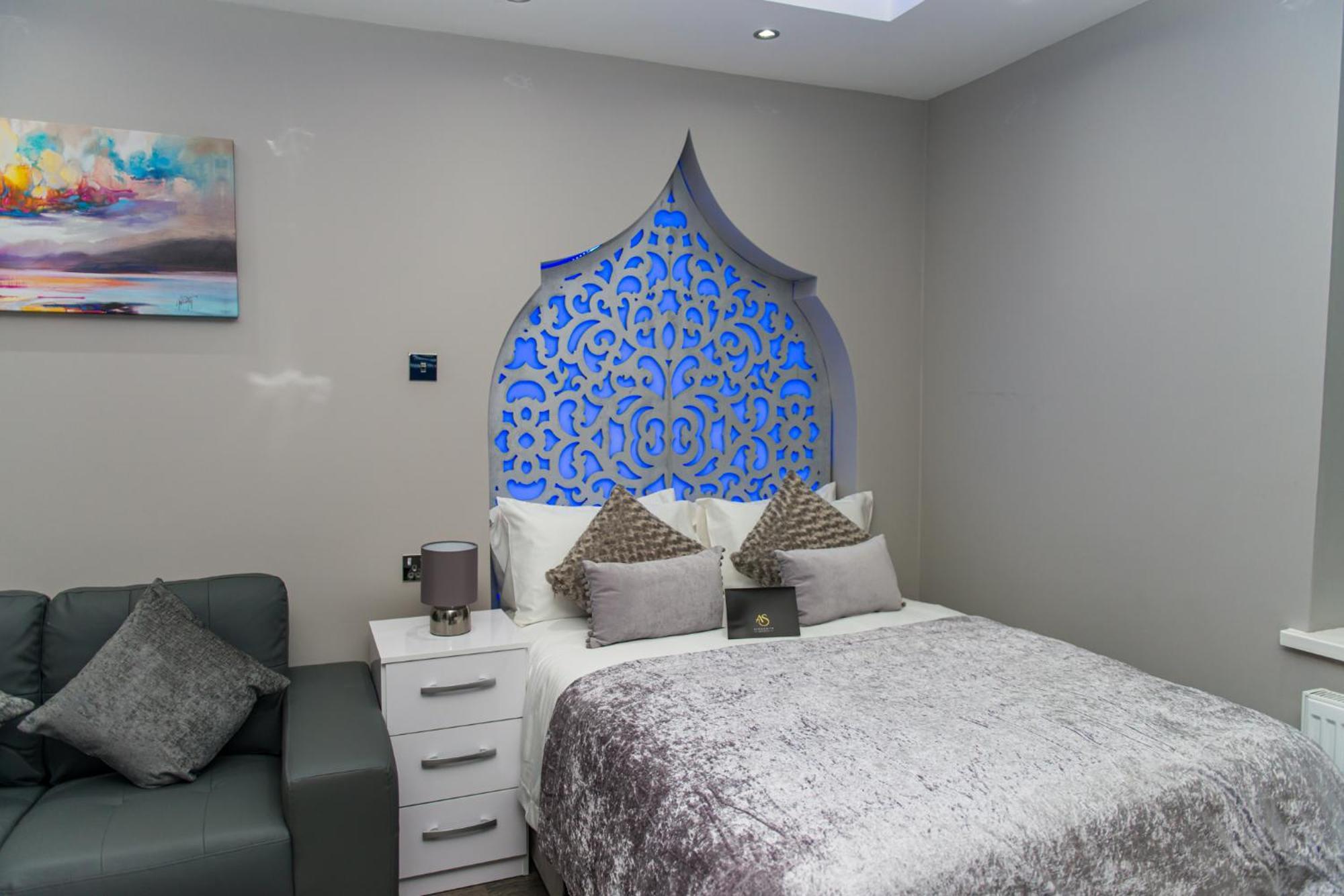 Aphrodite Suites Huddersfield Habitación foto