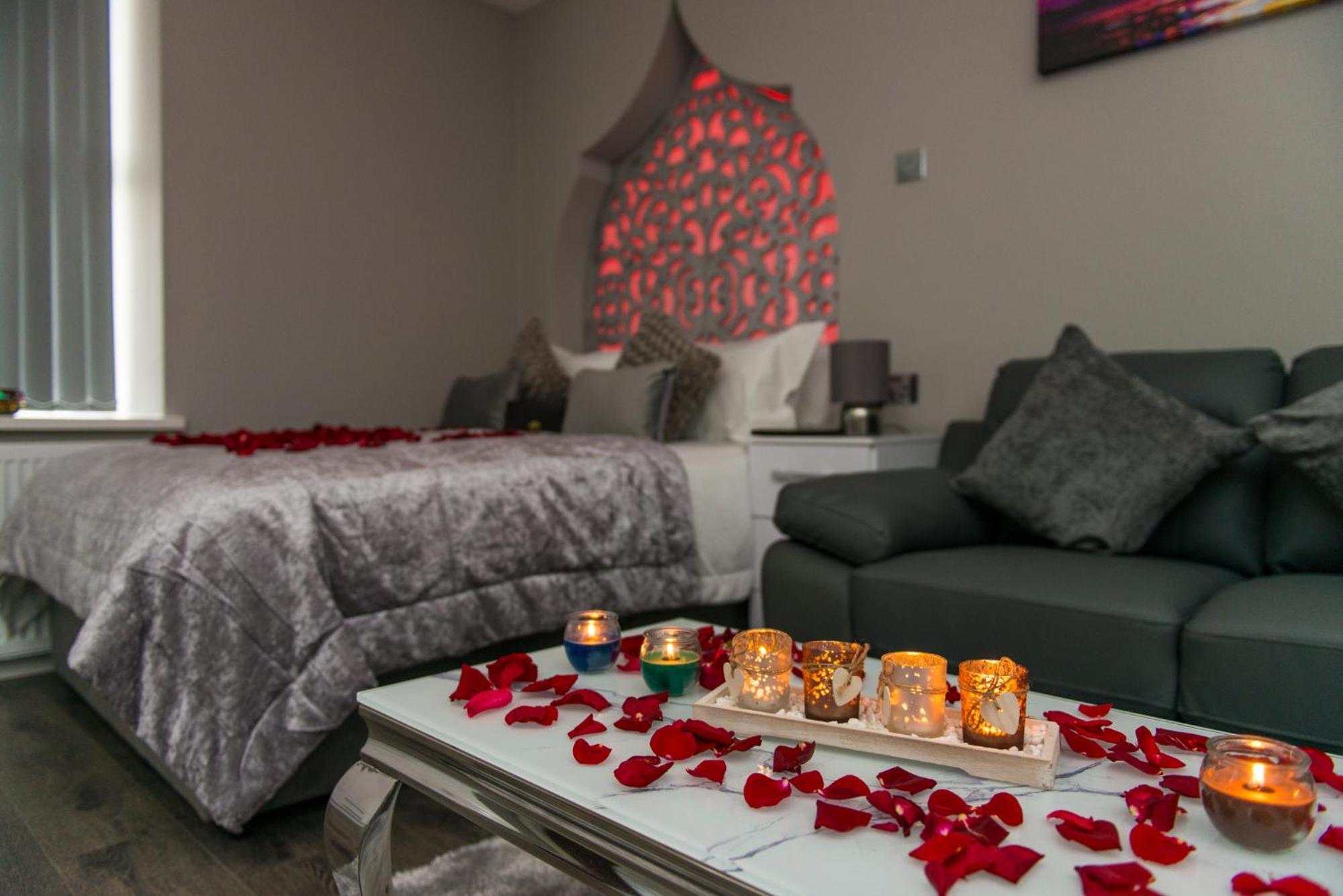 Aphrodite Suites Huddersfield Habitación foto